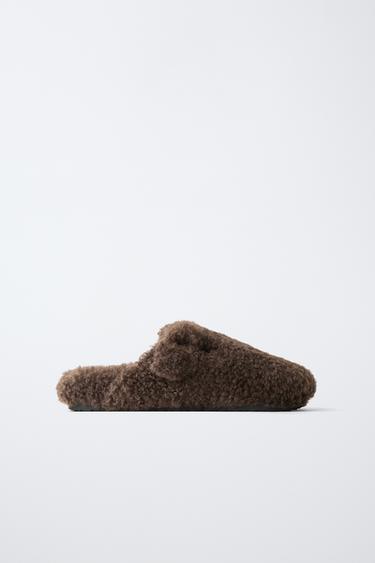 Zara Клоги из овчины с пряжкой