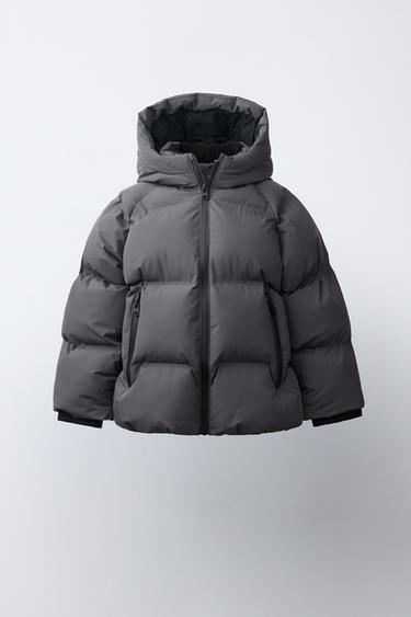 Zara Водонепроницаемая стеганая куртка с капюшоном купить с доставкой.