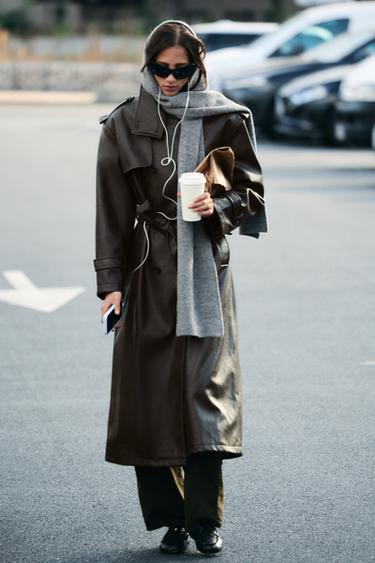 Zara Длинное пальто с эффектом кожи