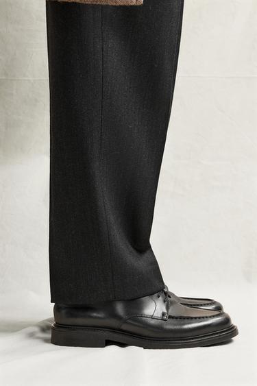 Zara Кожаные классические туфли купить с доставкой.