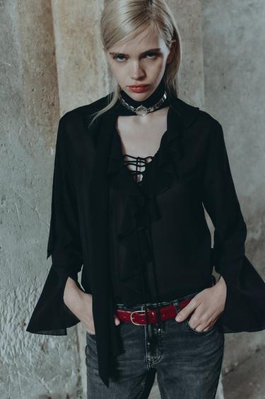 Zara Ожерелье-чокер с имитацией часов купить с доставкой.