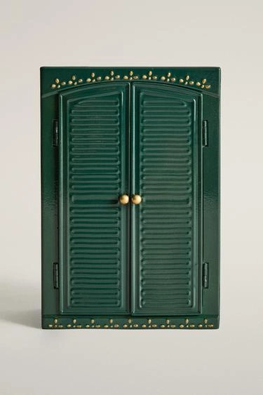 Музыкальная шкатулка «окно с кроваткой» из металла- Заказать в России