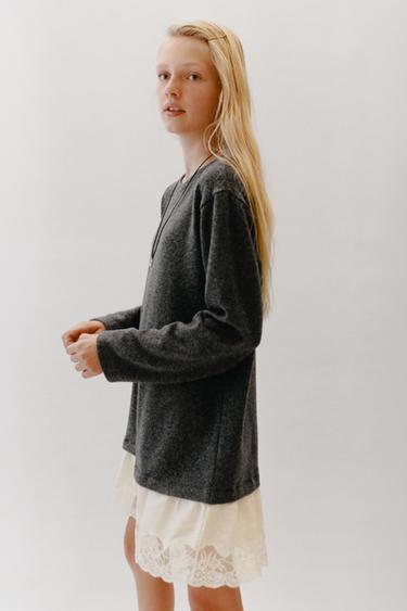 Zara Платье с кружевной отделкой и мягкой текстурой