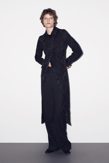 Zara Асимметричное жаккардовое пальто с застежкой-пуговицами купить с доставкой.
