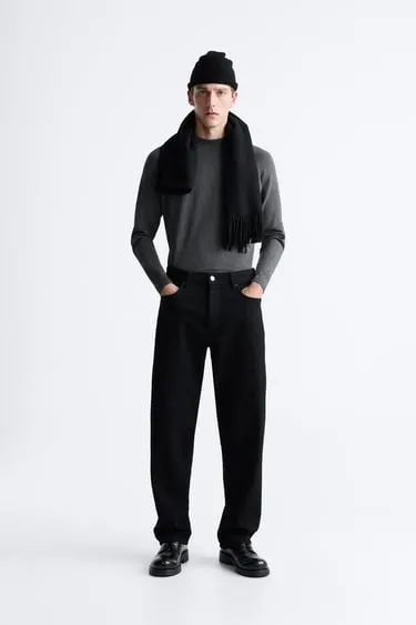 Свитер с воротником-стойкой