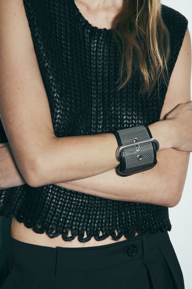 Кожаный браслет с металлической сеткой