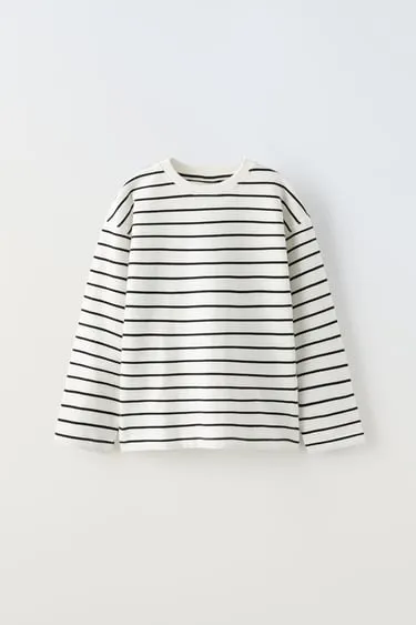 Футболка в полоску с нашивкой- Заказать в России