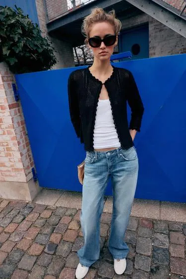 Кардиган с вязаным узором