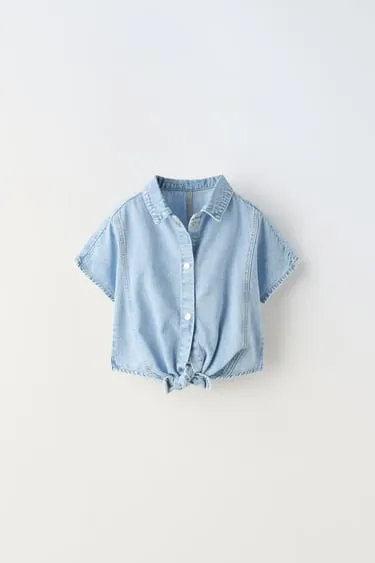 Джинсовая рубашка с узлом