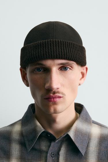 Zara Шапка с отворотом из фланели в контрастных тонах купить с доставкой.