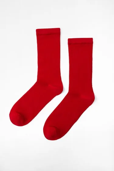 Носки из двухизнаночного трикотажа в рубчик