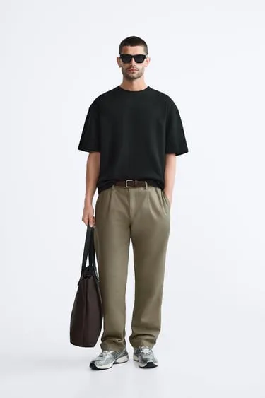 Футболка из ткани в мелкую полоску