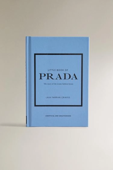 Маленькая книга prada (на английском языке)- Заказать в России