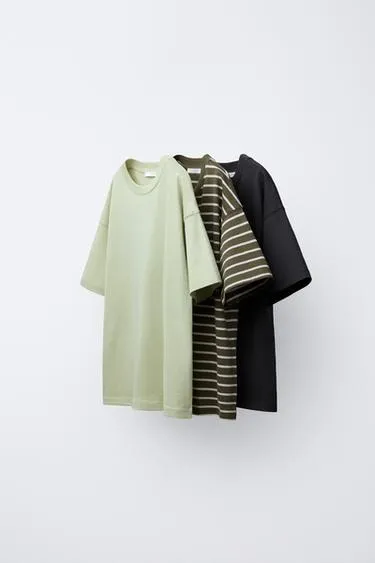 Набор из трех футболок в полоску и однотонных- Заказать в России