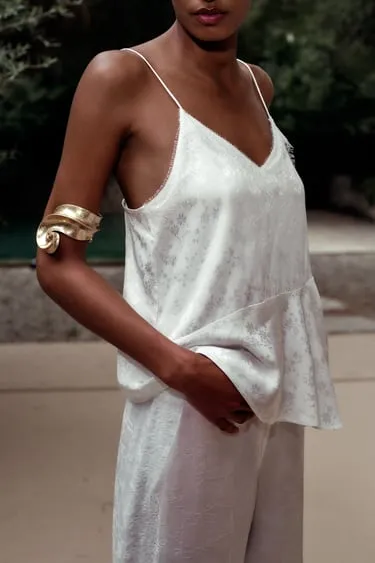 Платье миди со сборкой