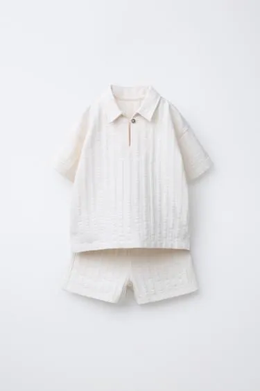 Комплект поло-футболка и бермуды для джоггинга