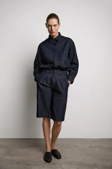 Джинсовые шорты с защипами — коллекция Zara «Zw»- Заказать в России