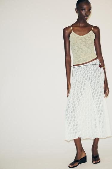 Zara Топ с кружевом на тонких бретелях купить с доставкой.