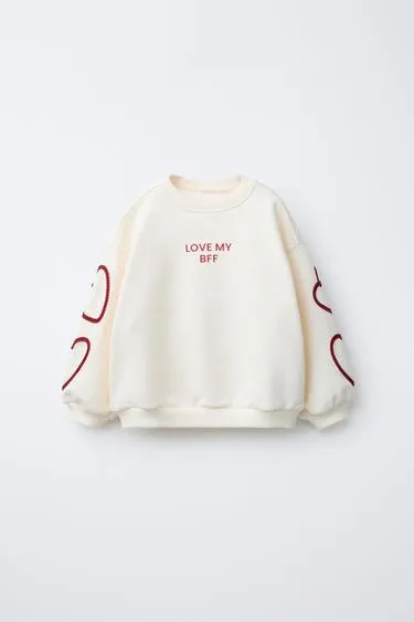 Свитшот с лозунгом и сердцем- Заказать в России