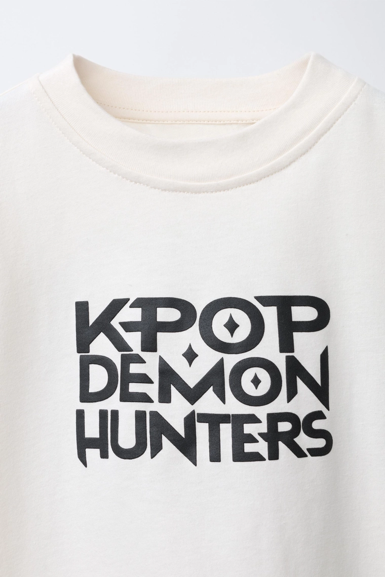Футболка kpop demon hunters™ netflix ©