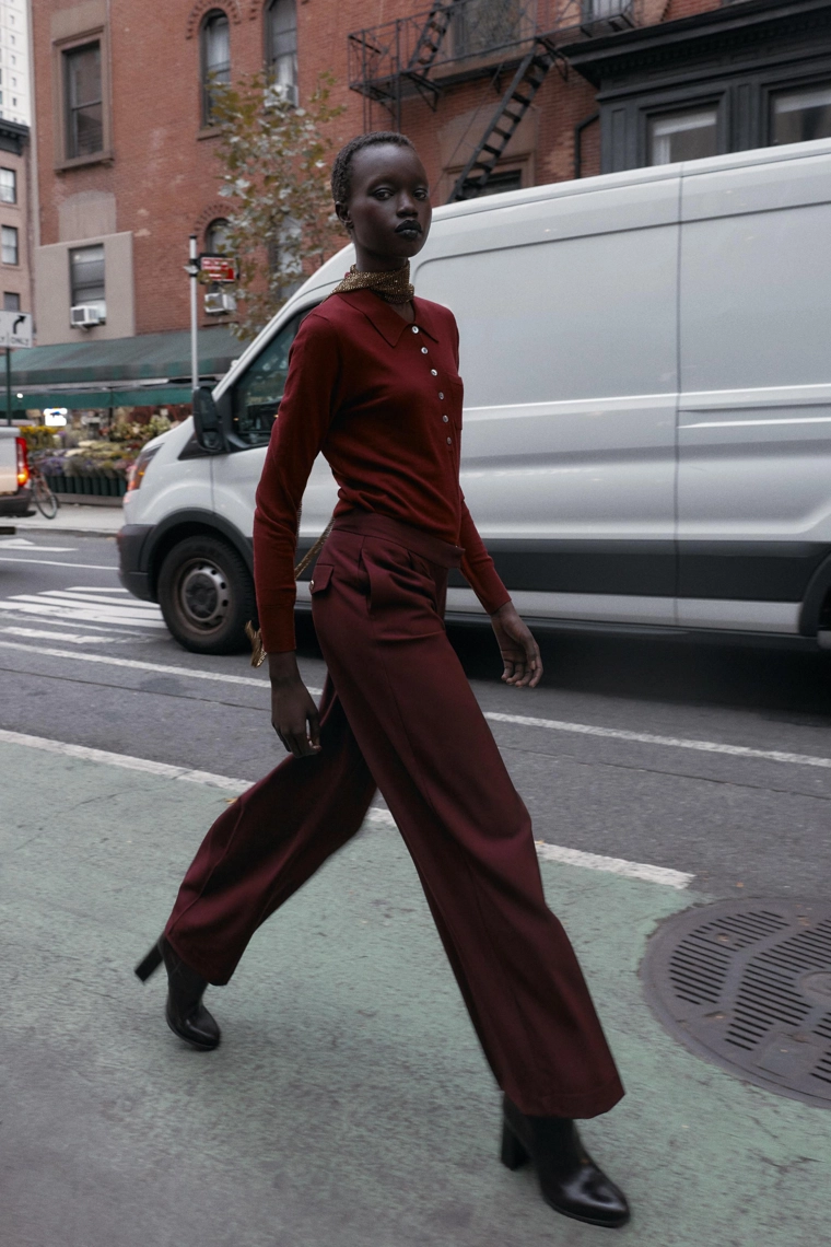 Поло из шерсти с карманом