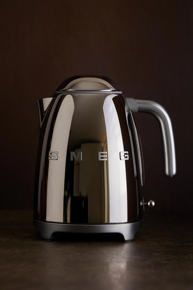 Большой чайник smeg из нержавеющей стали