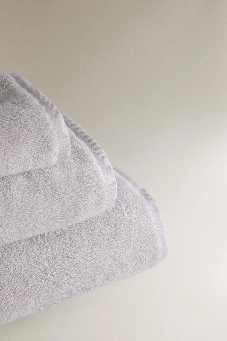 Махровое полотенце из хлопка extra soft (700 г/м²)