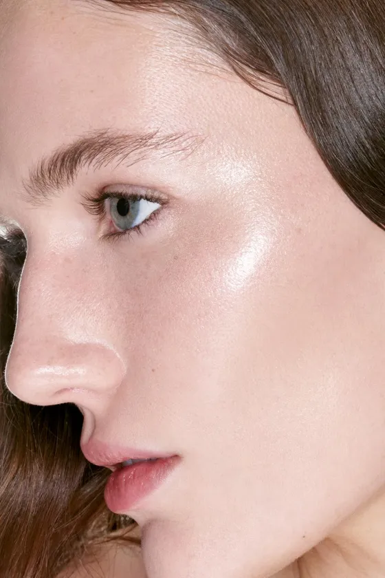 Жидкий хайлайтер zara tempting glow