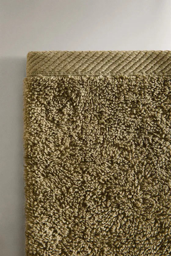 Cotton terry bath-mitt