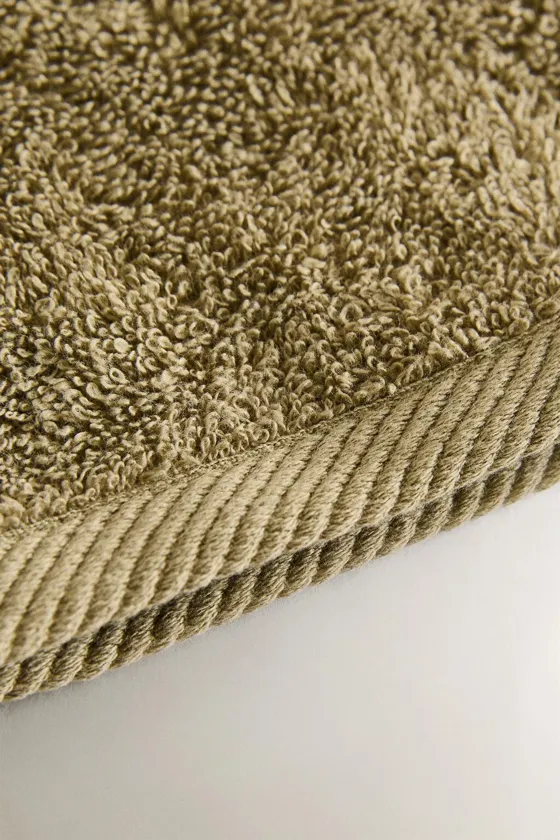 Cotton terry bath-mitt