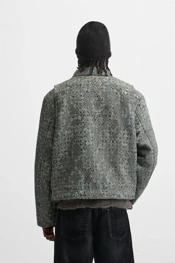 УКОРОЧЕННАЯ КУРТКА JACQUARD