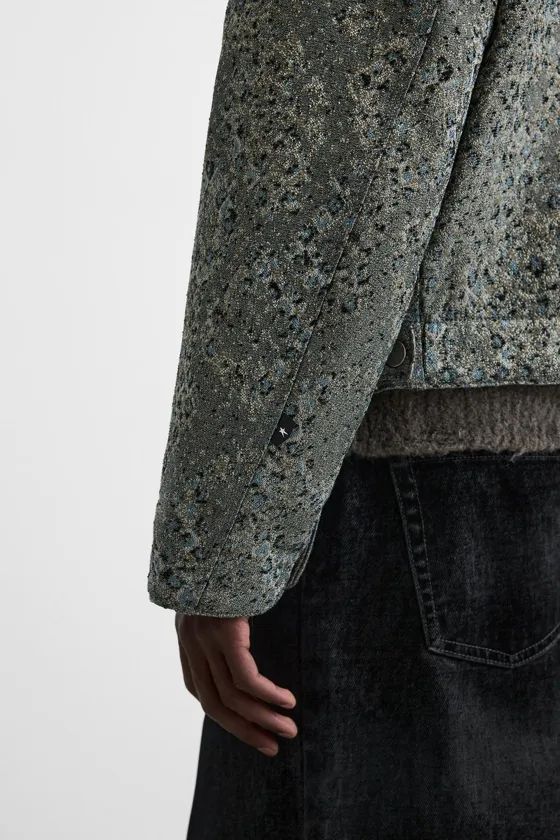 УКОРОЧЕННАЯ КУРТКА JACQUARD