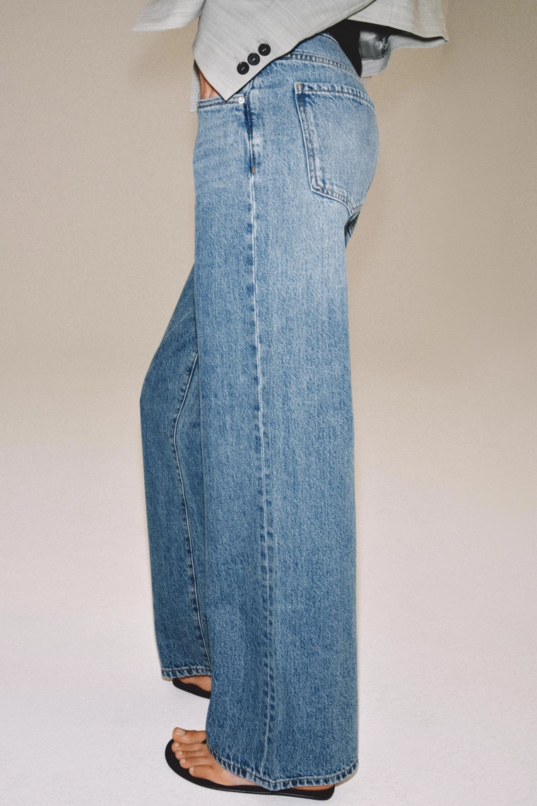 Джинсы с низкой посадкой и широкими штанинами коллекции zw