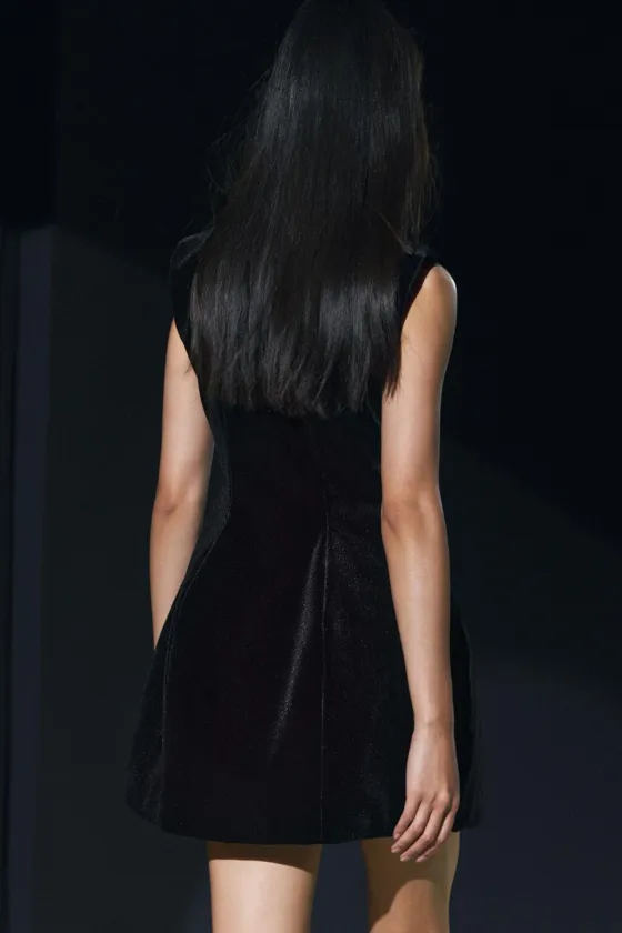 БАРХАТНОЕ ПЛАТЬЕ С БАСКОЙ — ZW COLLECTION