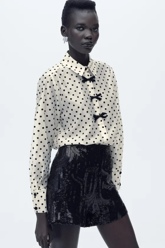 РУБАШКА В ГОРОШЕК С БАНТАМИ