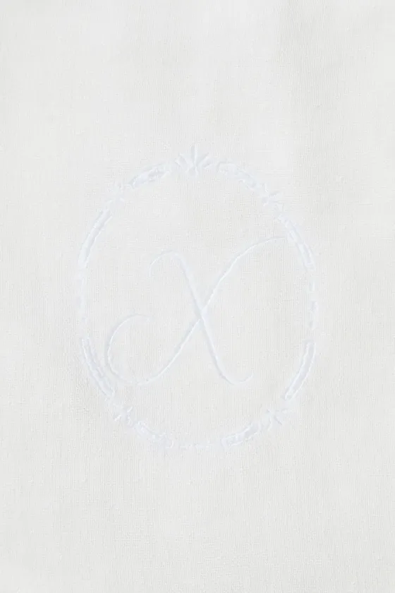 Детский нагрудник с буквами