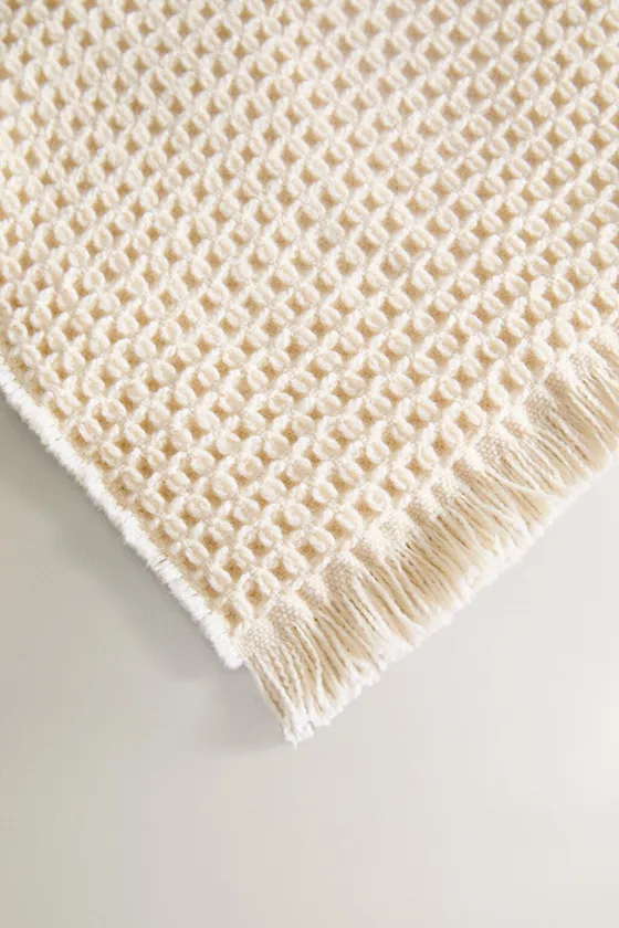 Плед в стиле вафельного трикотажа