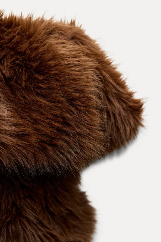 Топ из искусственного меха с необычным кроем limited edition