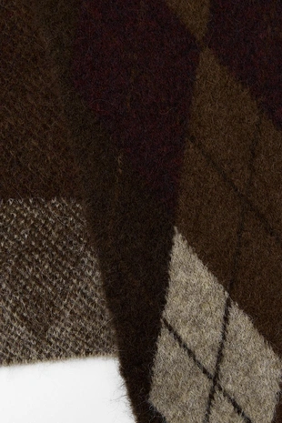 Шарф с узором «ромбы»- Заказать в России