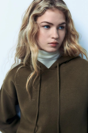 Однотонный свитер-толстовка - Заказать в России