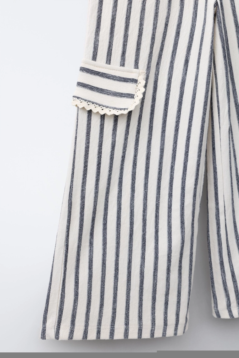 Широкие брюки-карго в полоску