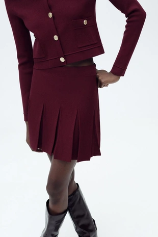 Трикотажная мини-юбка со складками - Заказать в России