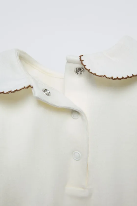 Боди с вышитым воротником питера пэна