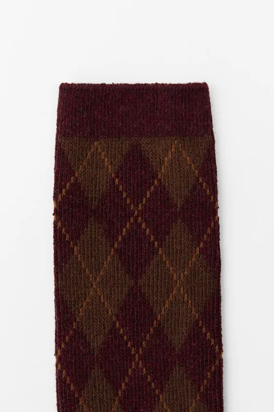 НОСКИ С УЗОРОМ «РОМБЫ»