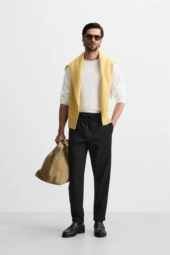 Брюки regular fit из комфортного эластичного материала