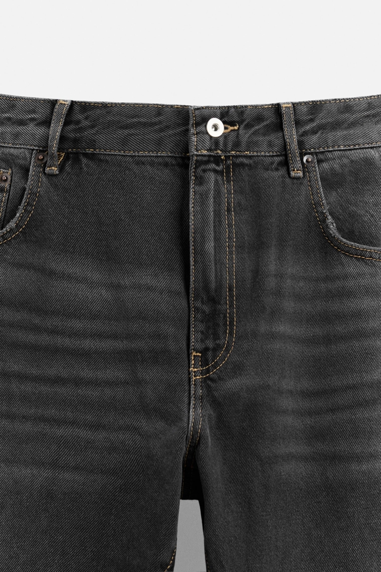 Джинсы свободного кроя