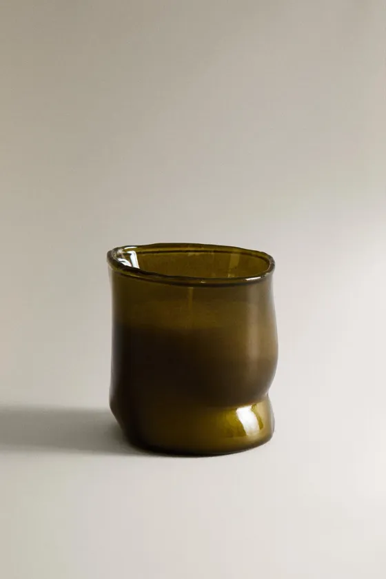 (115 g) свеча со специальным ароматом figue ombrée