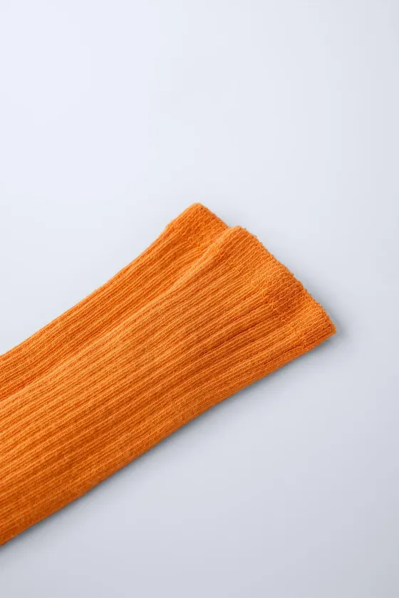 Long ribbed socks