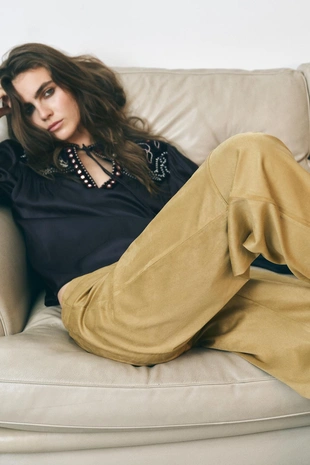 Бартахная блуза с контрастным узором- Заказать в России