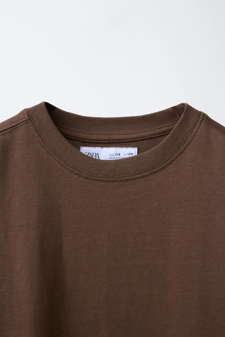 Футболка среднего веса однотонная